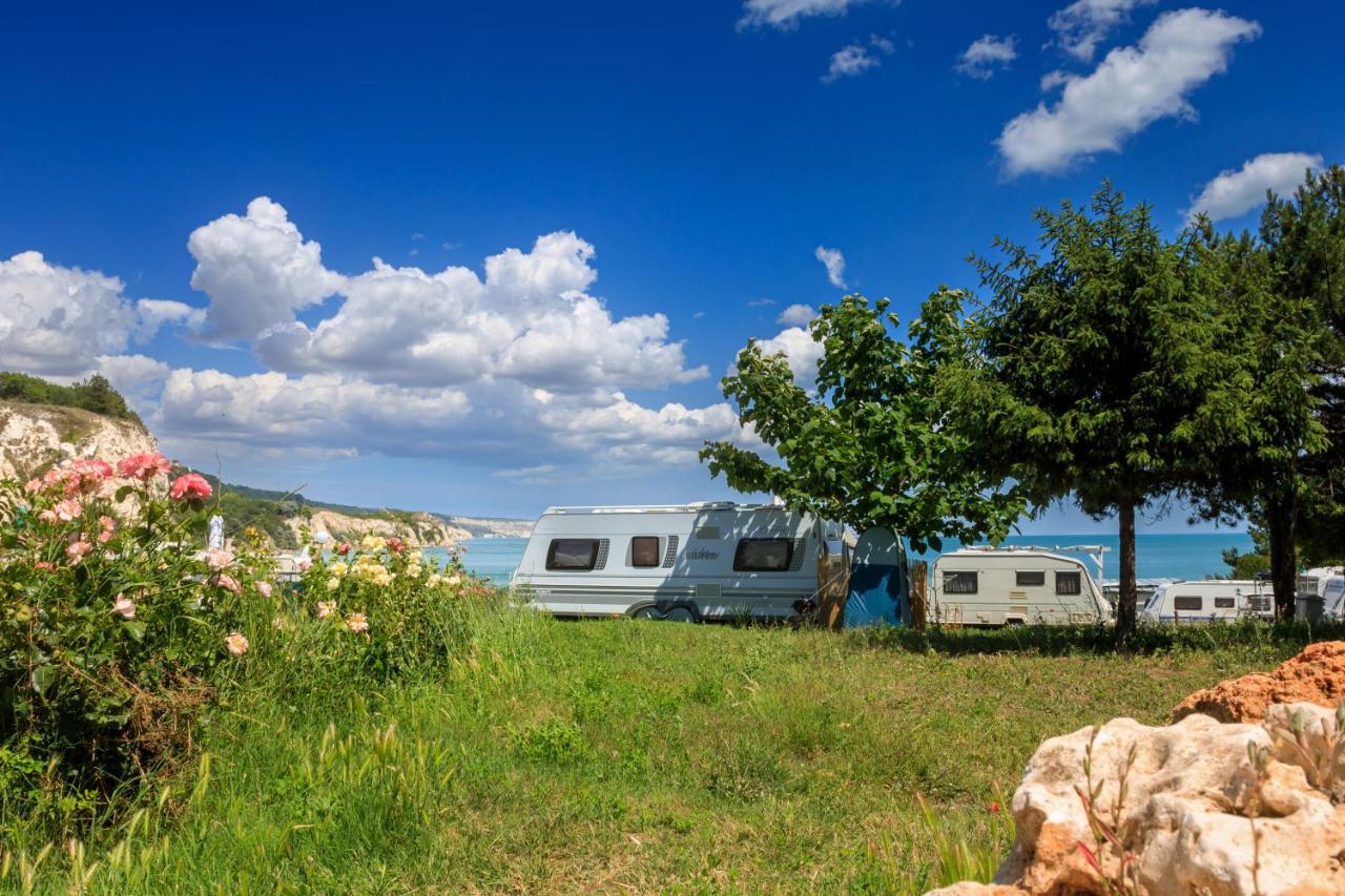 Camping Saint George Topola Exterior foto